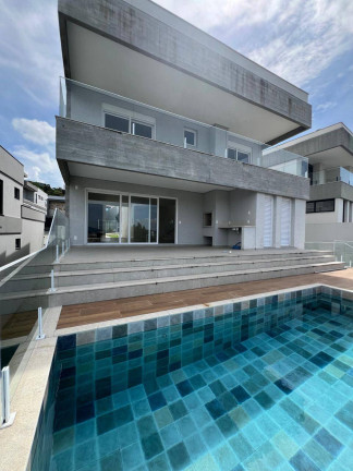 Casa com 3 Quartos à Venda, 296 m² em Pedra Branca - Palhoça