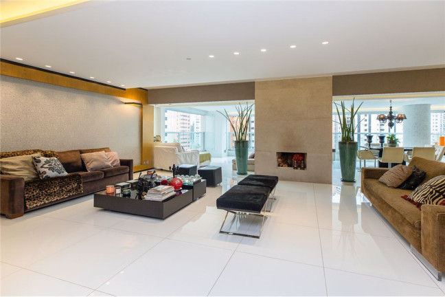 Imagem Apartamento à Venda, 335 m² em Moema - São Paulo
