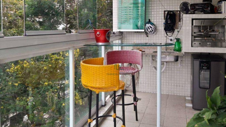 Imagem Apartamento com 4 Quartos à Venda, 180 m² em Icaraí - Niterói Imagem Apartamento com 4 Quartos à Venda, 180 m² em Icaraí - Niterói