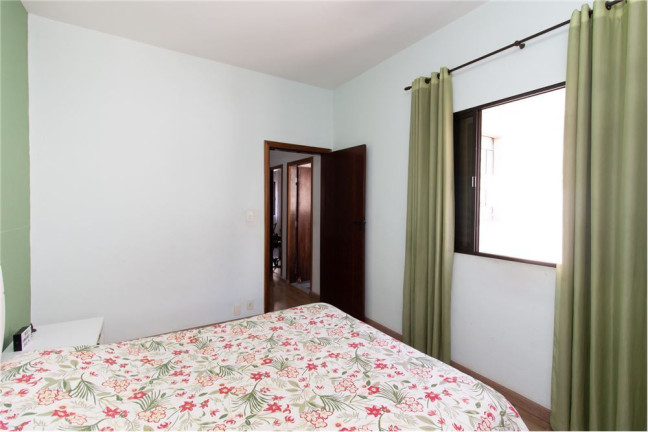 Imagem Casa com 3 Quartos à Venda, em Vila Mariana - São Paulo Imagem Casa com 3 Quartos à Venda, em Vila Mariana - São Paulo