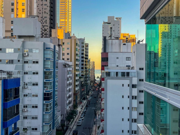Imagem Apartamento com 3 Quartos à Venda, 125 m² em Centro - Balneário Camboriú