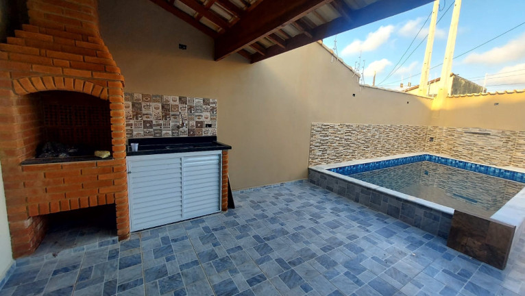 Imagem Casa com 2 Quartos à Venda, 183 m² em Jardim Das Palmeiras - Itanhaém