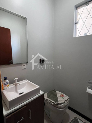 Imagem Casa com 3 Quartos à Venda, 180 m² em Aventureiro - Joinville