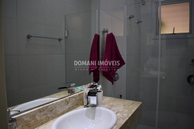 Imagem Casa com 4 Quartos à Venda, 269 m² em Região De Capivari - Campos Do Jordão Imagem Casa com 4 Quartos à Venda, 269 m² em Região De Capivari - Campos Do Jordão