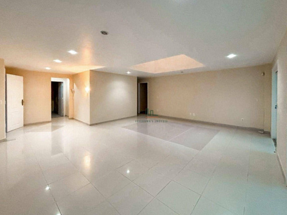 Imagem Casa com 5 Quartos à Venda, 345 m² em Itaipu - Niterói Imagem Casa com 5 Quartos à Venda, 345 m² em Itaipu - Niterói