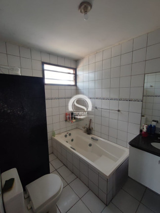 Imagem Casa com 4 Quartos à Venda, 223 m² Imagem Casa com 4 Quartos à Venda, 223 m²