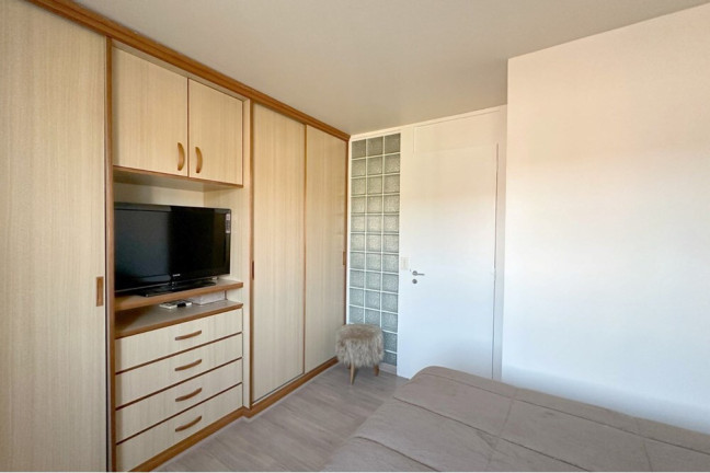 Imagem Casa com 3 Quartos à Venda, em Sarandi - Porto Alegre Imagem Casa com 3 Quartos à Venda, em Sarandi - Porto Alegre