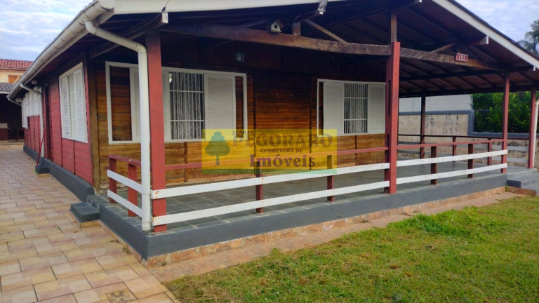 Casa com 4 Quartos à Venda, 202 m² em Prainha - Caraguatatuba