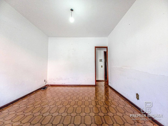 Imagem Casa com 2 Quartos à Venda, 51 m² em Barra Do Imbuí - Teresópolis