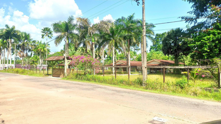 Imagem Casa com 4 Quartos à Venda, 4.200 m² em Benevides Imagem Casa com 4 Quartos à Venda, 4.200 m² em Benevides