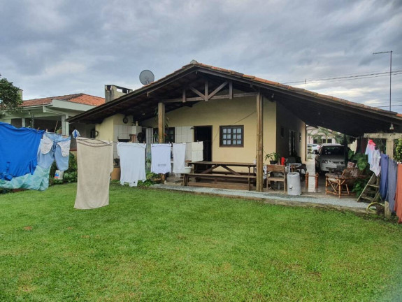 Imagem Casa com 3 Quartos à Venda, 137 m² em Salinas - Balneário Barra Do Sul Imagem Casa com 3 Quartos à Venda, 137 m² em Salinas - Balneário Barra Do Sul