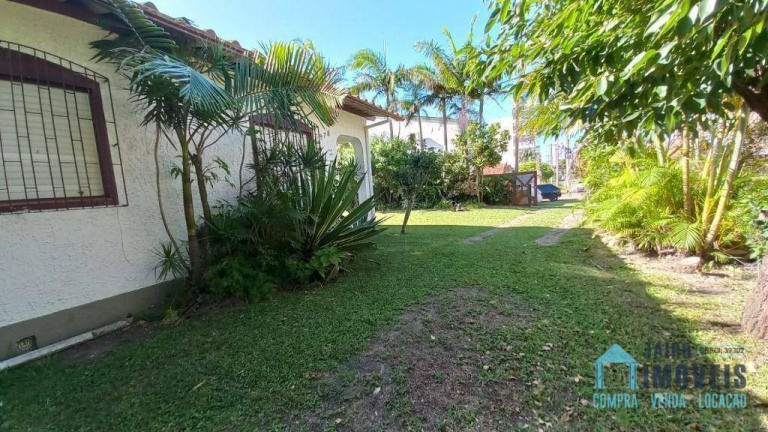 Imagem Casa com 3 Quartos à Venda, 270 m² em Centro - Tramandaí Imagem Casa com 3 Quartos à Venda, 270 m² em Centro - Tramandaí