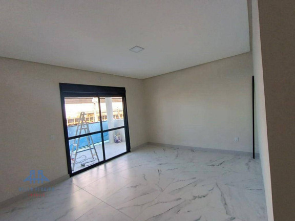 Imagem Casa com 3 Quartos à Venda, 179 m² em Canasvieiras - Florianópolis Imagem Casa com 3 Quartos à Venda, 179 m² em Canasvieiras - Florianópolis