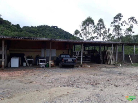 Imagem Chácara com 2 Quartos à Venda, 531 m² em Centro - Sete Barras Imagem Chácara com 2 Quartos à Venda, 531 m² em Centro - Sete Barras