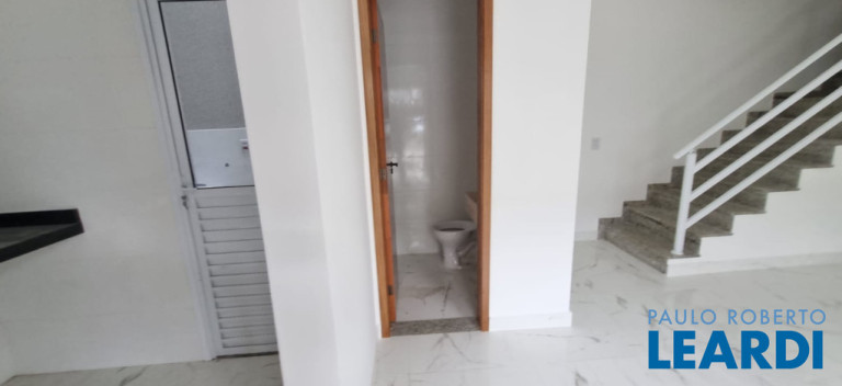 Imagem Casa de Condomínio com 3 Quartos à Venda, 120 m² em Paraíso - Santo André Imagem Casa de Condomínio com 3 Quartos à Venda, 120 m² em Paraíso - Santo André