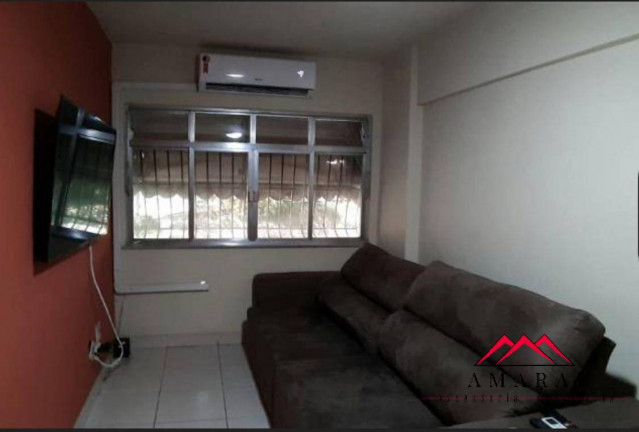 Imagem Apartamento com 2 Quartos à Venda, 71 m² em Centro - Niterói