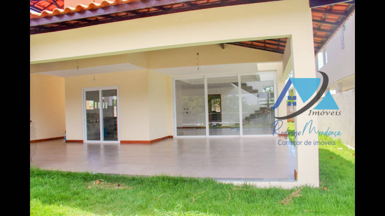 Imagem Casa com 4 Quartos à Venda, 260 m² em Portão - Lauro De Freitas Imagem Casa com 4 Quartos à Venda, 260 m² em Portão - Lauro De Freitas