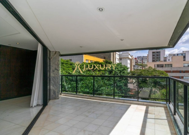 Imagem Imóvel com 4 Quartos à Venda, 251 m² em Sion - Belo Horizonte Imagem Imóvel com 4 Quartos à Venda, 251 m² em Sion - Belo Horizonte