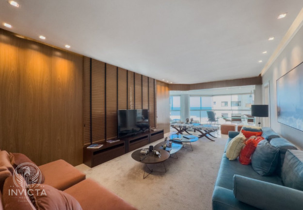 Imagem Apartamento com 3 Quartos à Venda, 156 m² em Centro - Balneário Camboriú