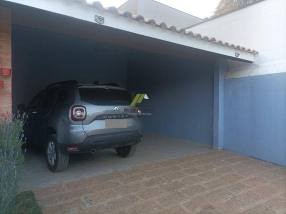 Imagem Casa de Condomínio com 3 Quartos à Venda, 280 m²