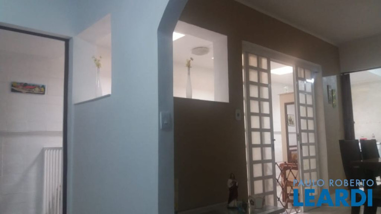 Imagem Casa com 2 Quartos à Venda, 157 m² em Parque Jaçatuba - Santo André Imagem Casa com 2 Quartos à Venda, 157 m² em Parque Jaçatuba - Santo André