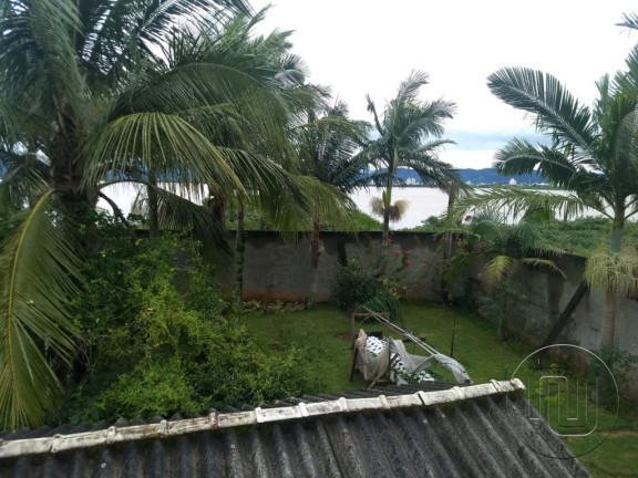 Imagem Casa com 4 Quartos à Venda, 300 m² em Ponta De Baixo - São José
