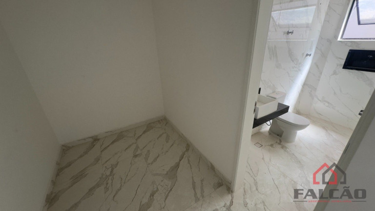 Imagem Casa com 3 Quartos à Venda, 250 m² em Embaré - Santos