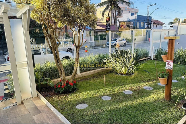 Imagem Imóvel com 2 Quartos à Venda, 141 m² em Ingleses Do Rio Vermelho - Florianópolis Imagem Imóvel com 2 Quartos à Venda, 141 m² em Ingleses Do Rio Vermelho - Florianópolis