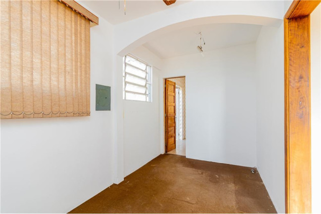Imagem Casa com 4 Quartos à Venda, em Santa Tereza - Porto Alegre Imagem Casa com 4 Quartos à Venda, em Santa Tereza - Porto Alegre