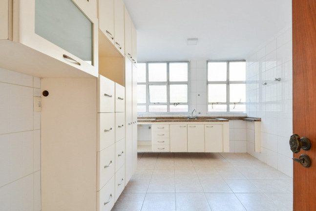 Imagem Apartamento com 3 Quartos à Venda, 183 m² em Jardim Paulista - São Paulo Imagem Apartamento com 3 Quartos à Venda, 183 m² em Jardim Paulista - São Paulo