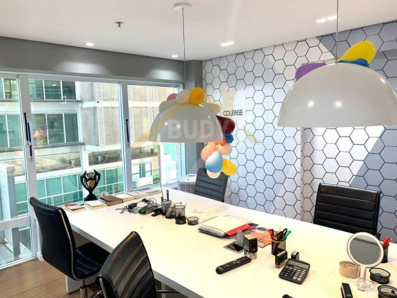 Imagem Sala Comercial à Venda ou Locação, 66 m² em Alphaville Centro Industrial E Empresarial/alphaville. - Barueri Imagem Sala Comercial à Venda ou Locação, 66 m² em Alphaville Centro Industrial E Empresarial/alphaville. - Barueri