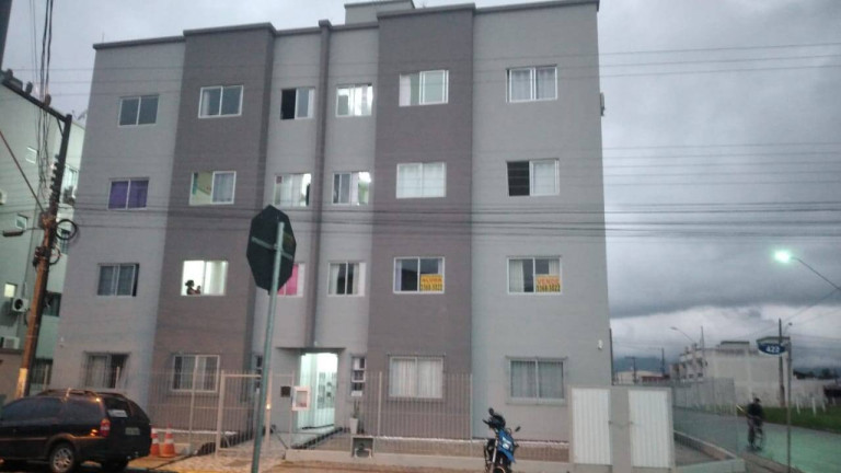 Apartamento com 2 Quartos à Venda, 49 m² em Itapema