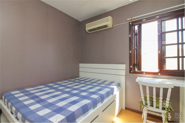 Imagem Casa com 3 Quartos à Venda, em Vila Nova - Porto Alegre Imagem Casa com 3 Quartos à Venda, em Vila Nova - Porto Alegre
