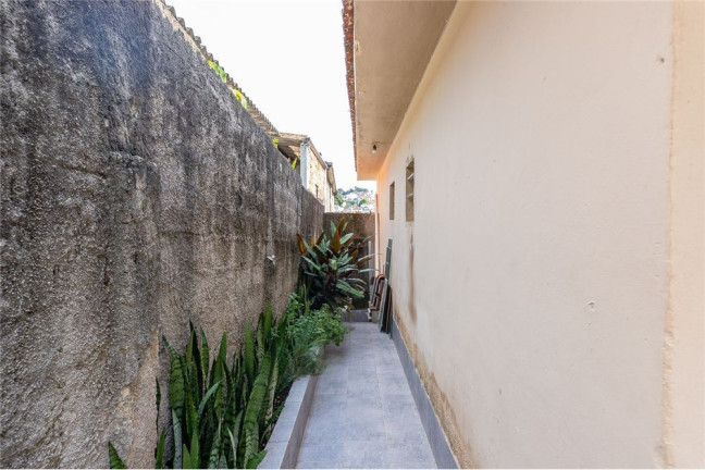 Imagem Casa com 3 Quartos à Venda, 170 m² em Jardim Das Imbuias - São Paulo
