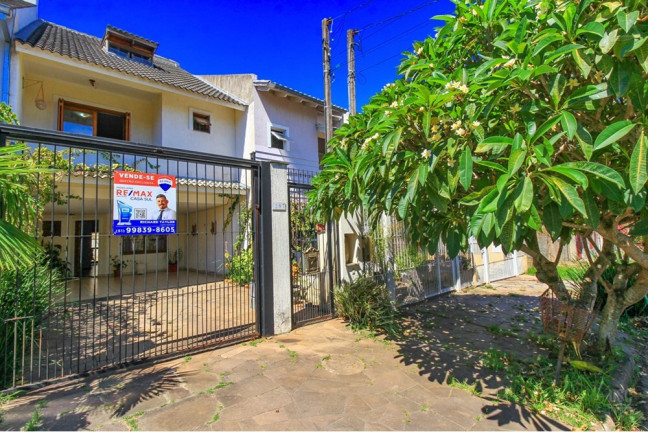 Imagem Casa com 4 Quartos à Venda, 201 m² em Espírito Santo - Porto Alegre Imagem Casa com 4 Quartos à Venda, 201 m² em Espírito Santo - Porto Alegre