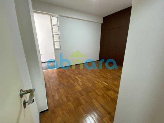 Imagem Apartamento com 3 Quartos à Venda, 192 m² em Copacabana - Rio De Janeiro Imagem Apartamento com 3 Quartos à Venda, 192 m² em Copacabana - Rio De Janeiro