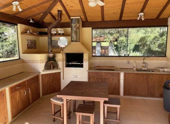 Imagem Casa com 4 Quartos à Venda, 2.000 m² em Itaipava - Petrópolis Imagem Casa com 4 Quartos à Venda, 2.000 m² em Itaipava - Petrópolis