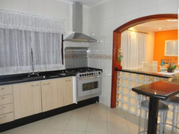 Imagem Sobrado com 5 Quartos à Venda, 300 m² em Jardim Presidente Dutra - Guarulhos