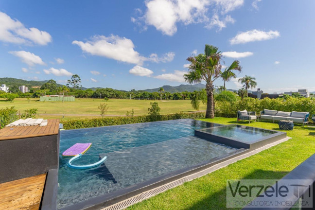 Imagem Casa com 4 Quartos à Venda, 600 m² em São Francisco De Assis - Camboriú