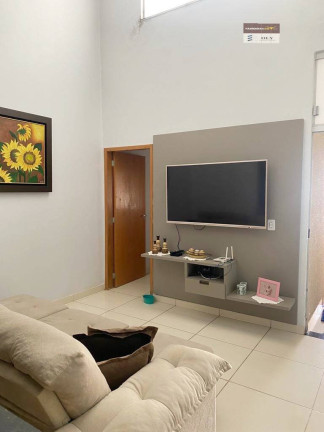 Imagem Casa com 2 Quartos à Venda, 150 m² em Moinho Dos Ventos - Goiânia Imagem Casa com 2 Quartos à Venda, 150 m² em Moinho Dos Ventos - Goiânia