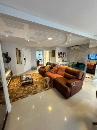 Imagem Apartamento com 3 Quartos à Venda, 120 m² em Centro - Balneário Camboriú