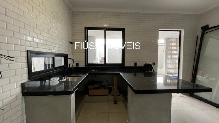 Imagem Casa com 3 Quartos à Venda,  em Aeroporto - Batatais