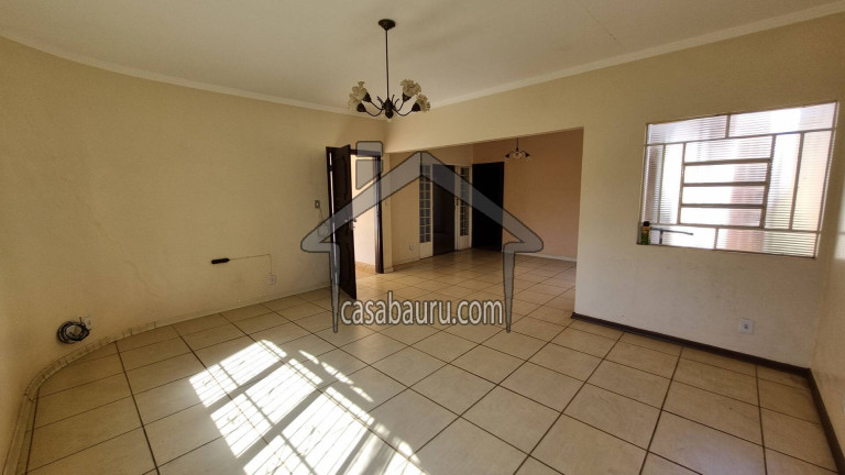 Imagem Casa com 3 Quartos à Venda, 242 m² em Vila Brunhari - Bauru Imagem Casa com 3 Quartos à Venda, 242 m² em Vila Brunhari - Bauru