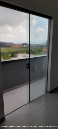 Imagem Casa com 3 Quartos à Venda, 125 m² em Residencial Estoril - Taubaté Imagem Casa com 3 Quartos à Venda, 125 m² em Residencial Estoril - Taubaté