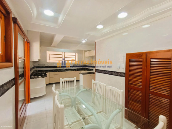 Imagem Casa com 4 Quartos à Venda, 474 m² em Ipanema - Porto Alegre Imagem Casa com 4 Quartos à Venda, 474 m² em Ipanema - Porto Alegre