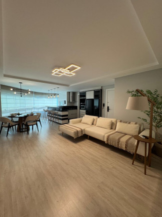 Imagem Apartamento com 2 Quartos à Venda, 91 m² em Centro - Balneário Camboriú