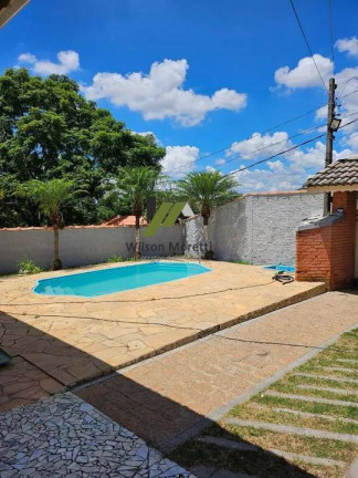 Imagem Casa com 3 Quartos à Venda, 253 m²