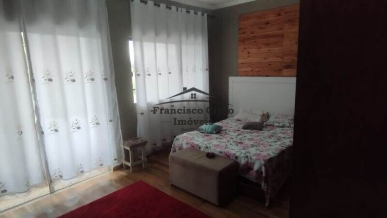 Imagem Sobrado com 2 Quartos à Venda, 205 m² em Vila Roma - Roseira Imagem Sobrado com 2 Quartos à Venda, 205 m² em Vila Roma - Roseira