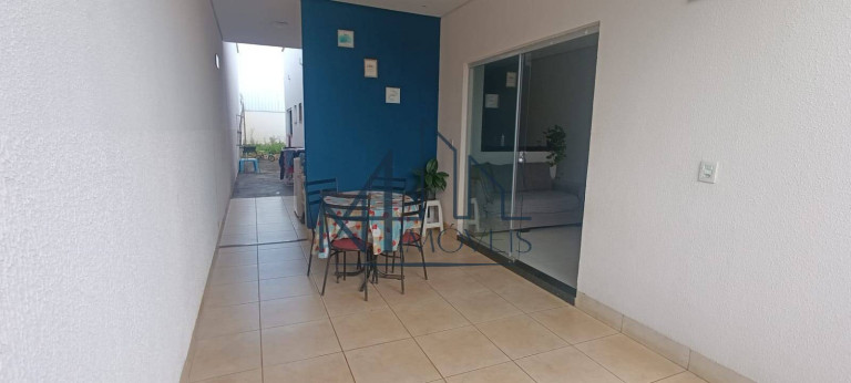 Imagem Casa com 2 Quartos à Venda, 180 m² em Jardim Veneza - Aparecida De Goiânia Imagem Casa com 2 Quartos à Venda, 180 m² em Jardim Veneza - Aparecida De Goiânia