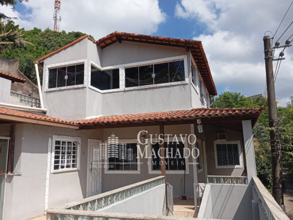 Casa com 3 Quartos à Venda, 390 m² em Moinho De Vento - Barra Mansa